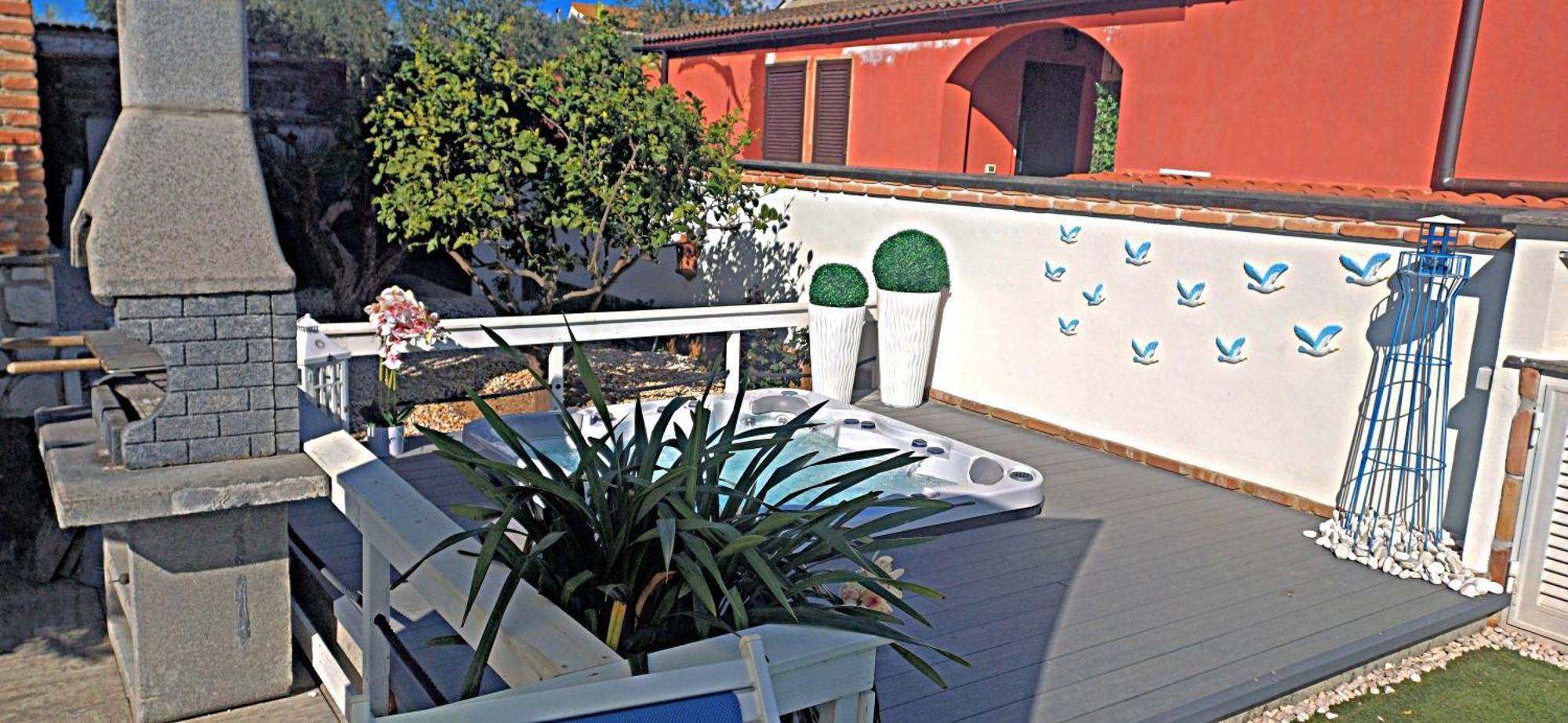 Alloggi Turistici Con Piscina Palestra Jacuzzi Sauna 안치오 외부 사진